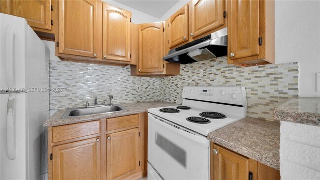 Building Photo - 1501 SW 21st St