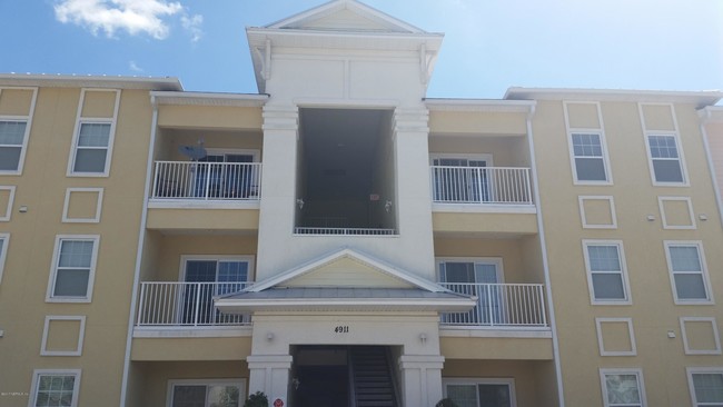 Building Photo - 4911 Key Lime Dr