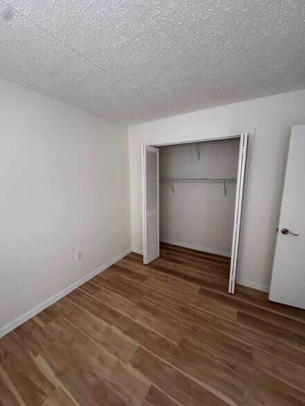 Building Photo - 224 Pleasant Grove Rd