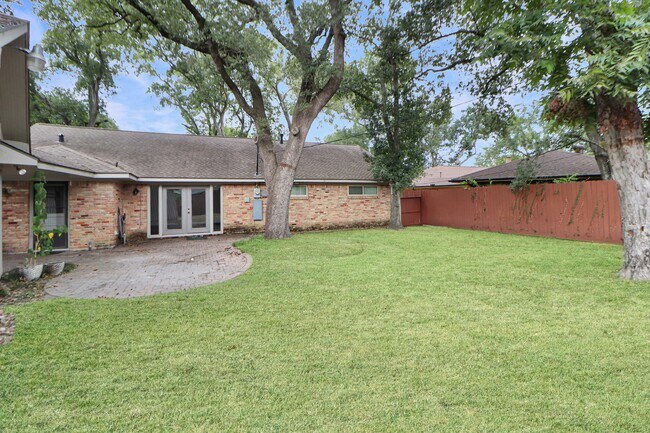 Building Photo - 5735 Wigton Dr