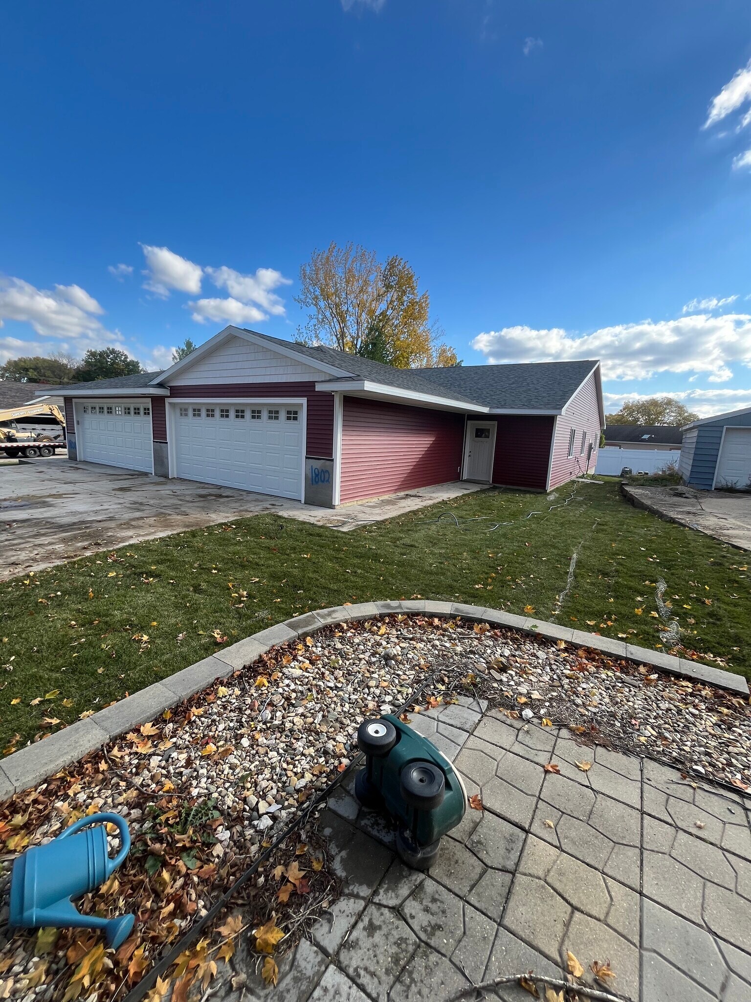 Building Photo - 1800 Sheldon Ave