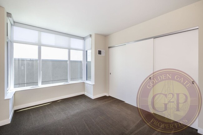 Building Photo - Hayes Valley - 2 BR, 2 BA Condo 947 Sq. Ft...