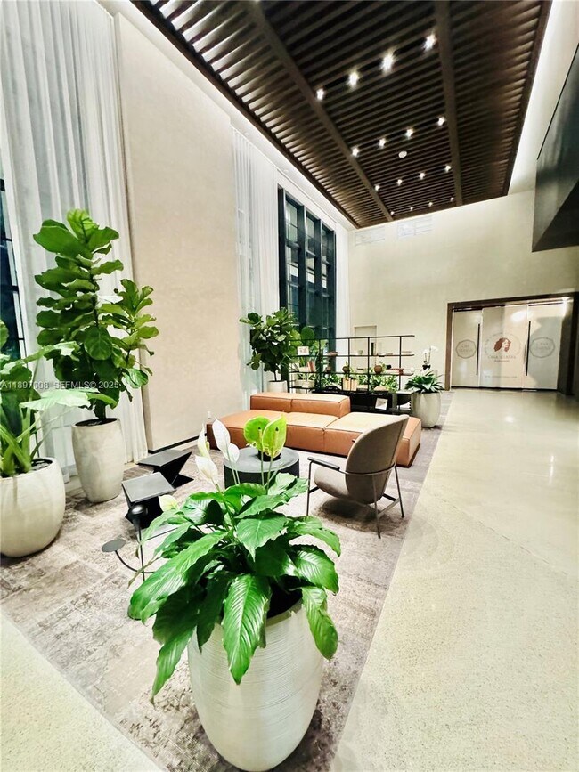 Building Photo - 159 NE 6th St