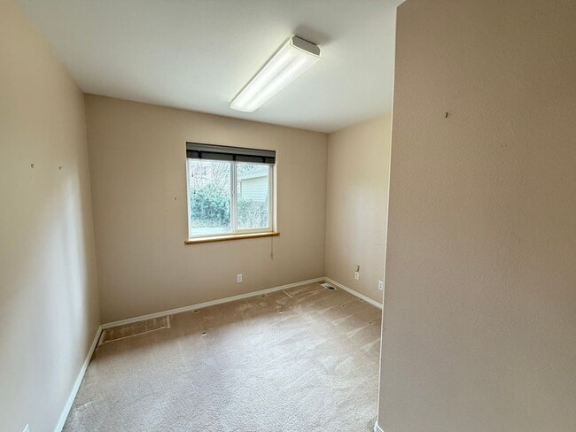 Building Photo - Downtown Coeur d'Alene Rancher