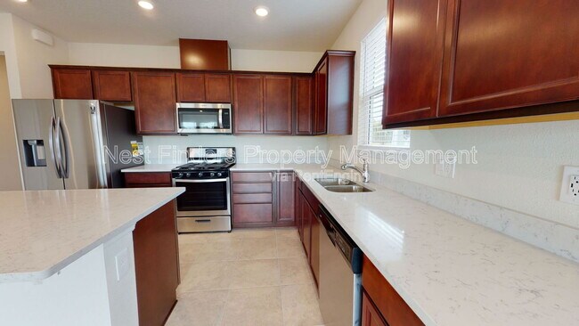 Building Photo - 12444 Coach Lgt Dr