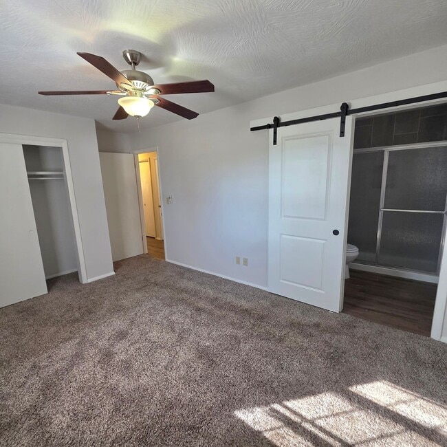 Building Photo - 3 Bedroom, 2 Bath, 2-Car Garage Home for Rent