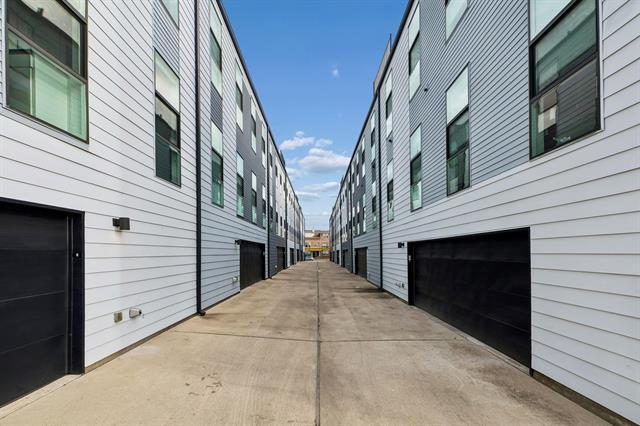 Building Photo - 4905 Live Oak St