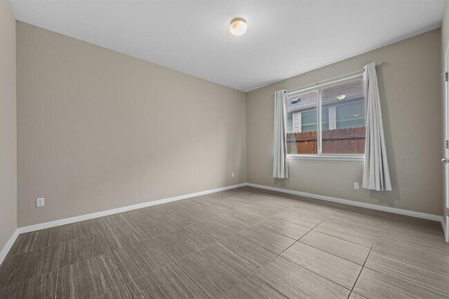 Building Photo - 604 Palmilla St