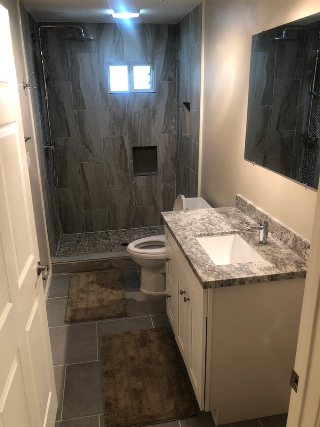 Building Photo - 25610 Spring Ridge Dr