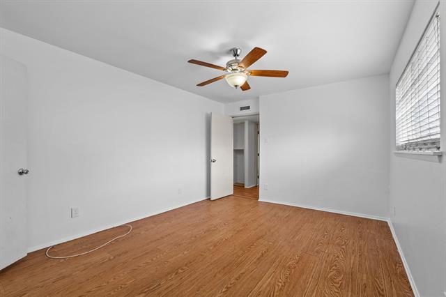 Building Photo - 2918 Pinewood Dr