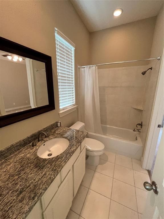 Building Photo - 2608 Cheshire Oaks Dr