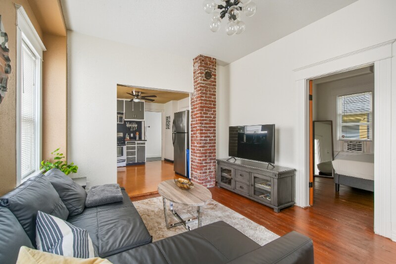Building Photo - 1229 SE 36th Ave