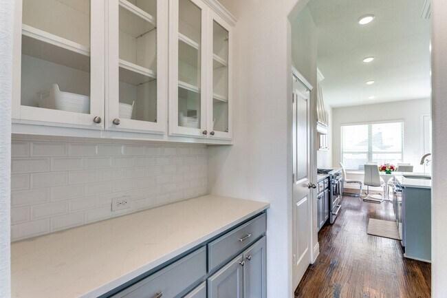 Building Photo - COMING SOON | Luxury Modern Farmhouse | 4 Bed / 3.5 Bath | Aledo ISD | Pet Friendly