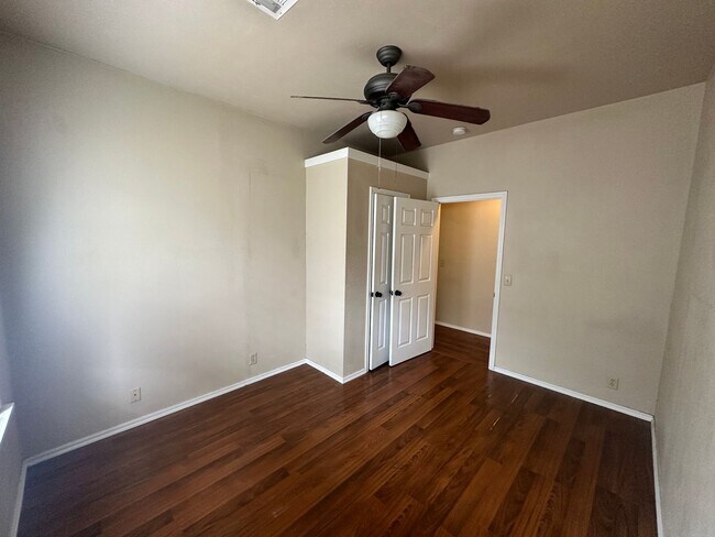 Building Photo - 750 S Jenkins Ave