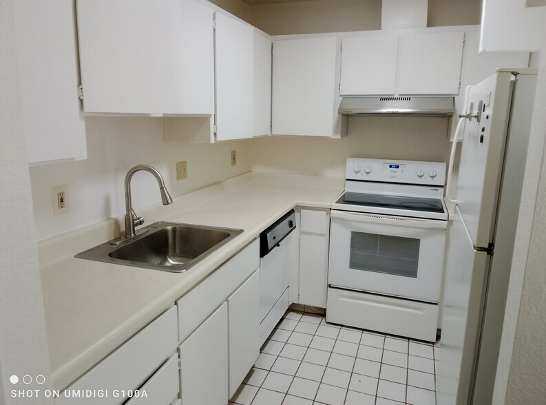 Building Photo - 28347 Winn Ct