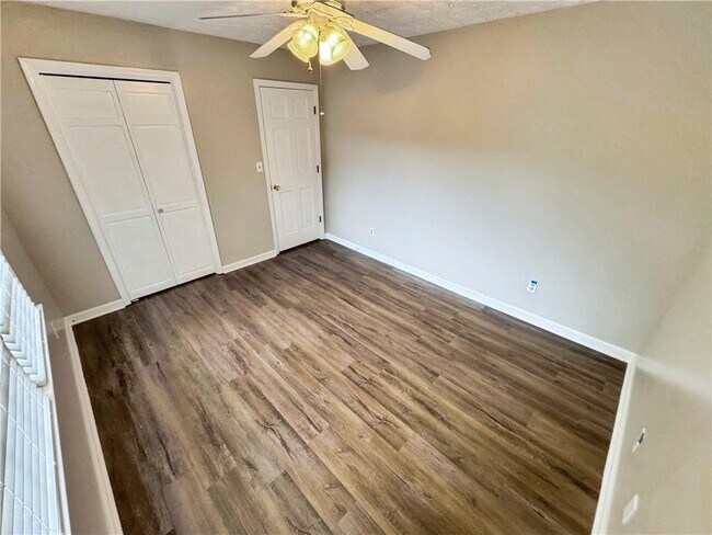 Building Photo - 4891 Raven Pl