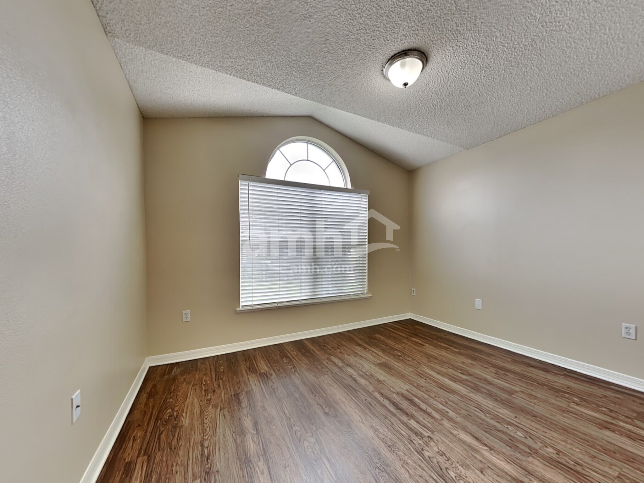 Building Photo - 1844 Saga Ct