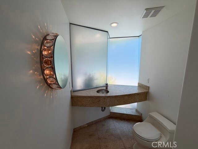 Building Photo - 648 Mystic View