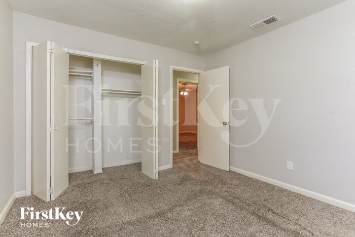 Building Photo - 1506 Winderemere Dr