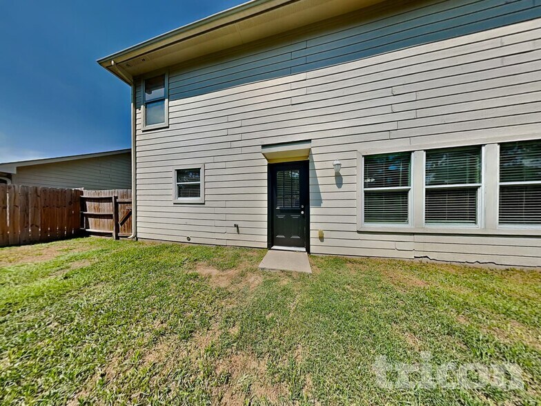 Building Photo - 20710 Hardwick Oaks Dr
