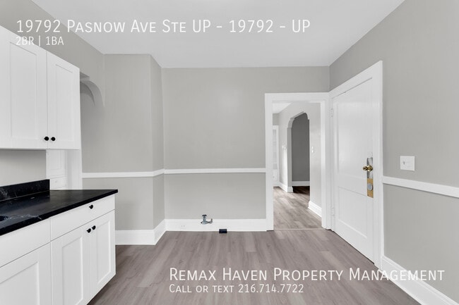 Building Photo - 19792 Pasnow Ave