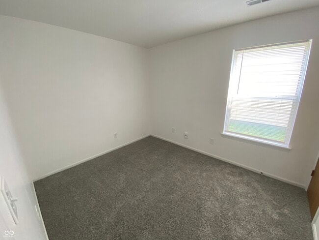 Building Photo - 450 Ashby Dr