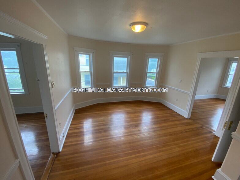 Building Photo - 41 Averton St