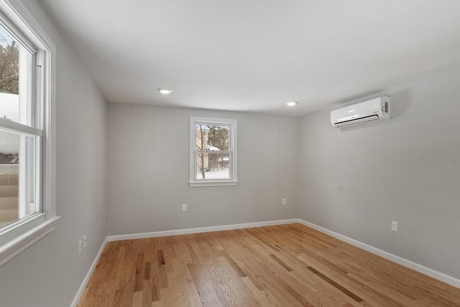 Building Photo - 31 Birch Rd