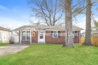 Building Photo - 3010 Matlock Dr