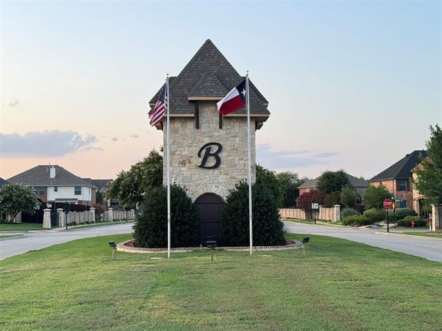 Building Photo - 303 Dorset Ct