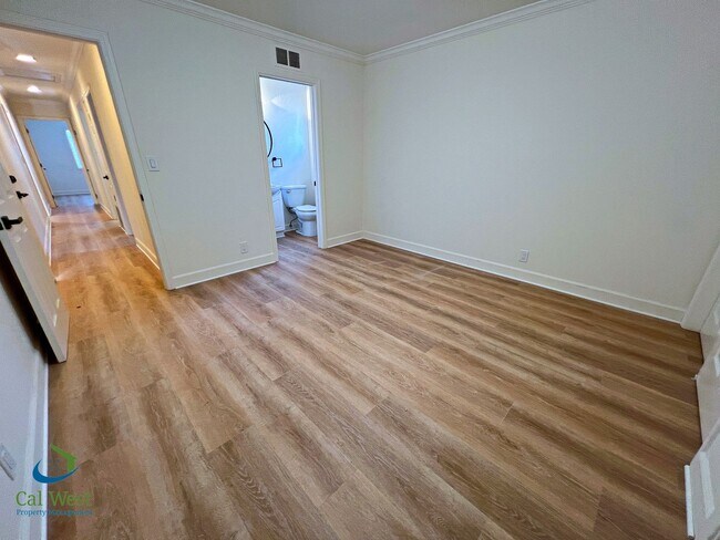Building Photo - $4,750 - Beautiful 3 Bed/2 Bath in Cambrian neighborhood-Pets possible with approval