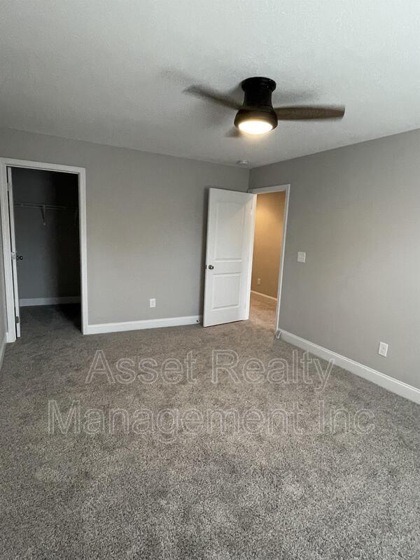 Building Photo - 338 Broadberry Ave