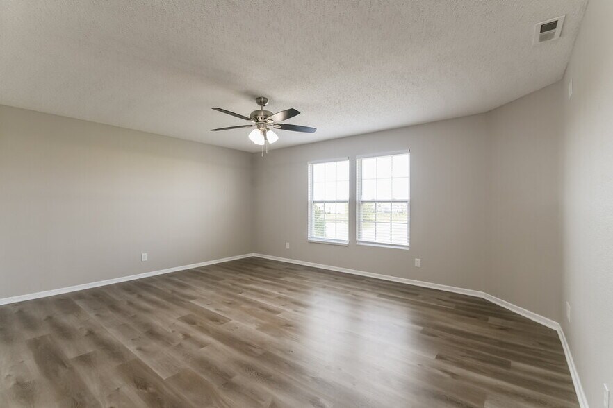 Building Photo - 9498 W Midnight Dr