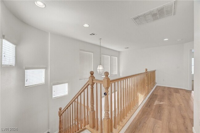 Building Photo - 9260 Pembrook Falls Ave