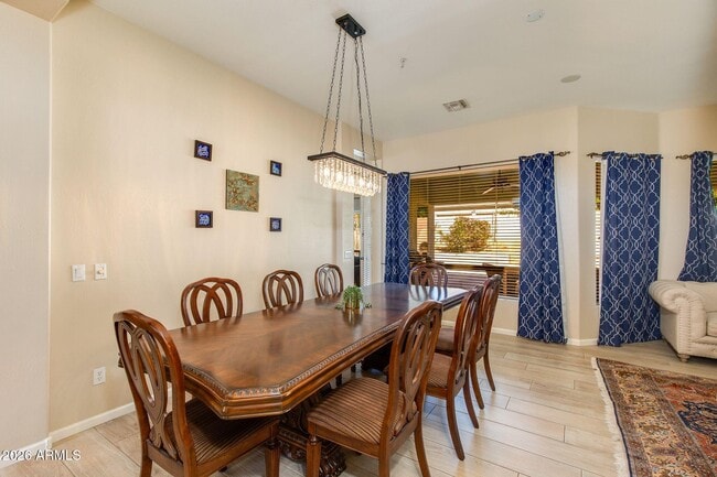 Building Photo - 7484 E Buteo Dr