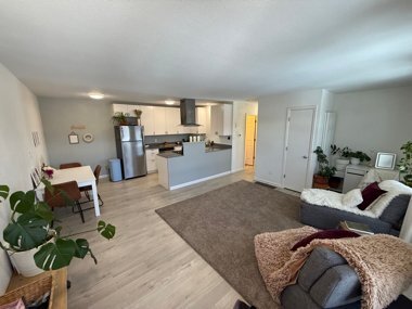 Building Photo - 1746 Azalea Dr