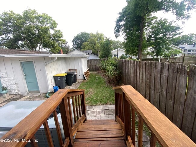 Building Photo - 4808 Lawnview St