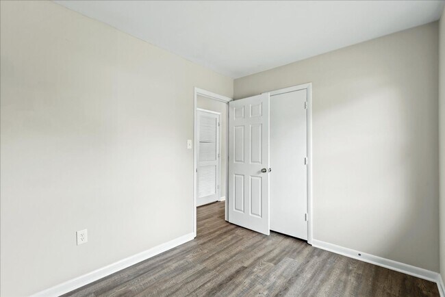 Building Photo - CLOSE TO I-95 & QUANTICO!