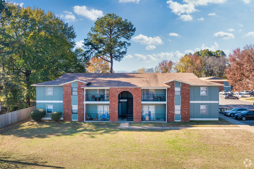 Primary Photo - Parker Place Apartments