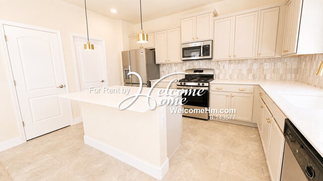 Building Photo - 2010 Harmony Valley Dr