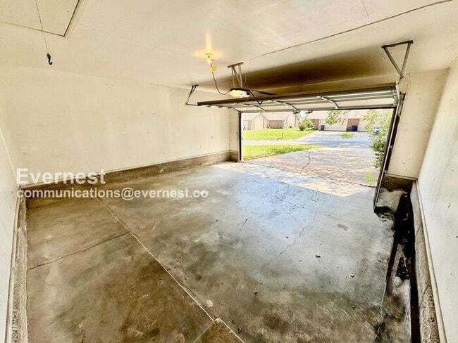 Building Photo - 8131 E 65th Pl