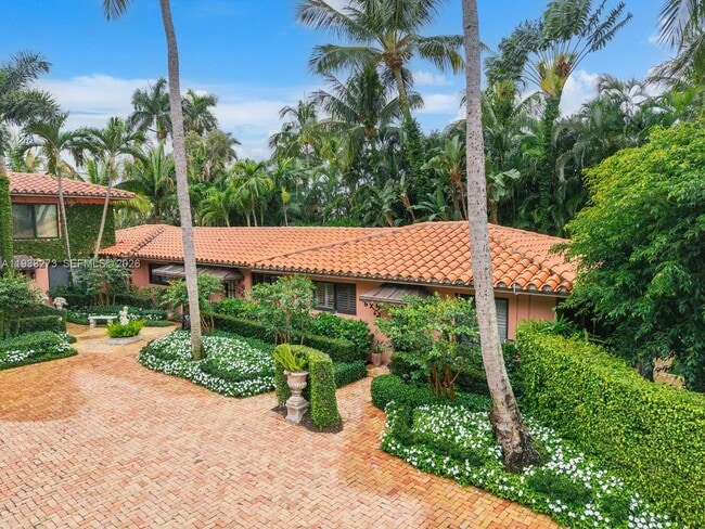 Building Photo - 226 Chilean Ave