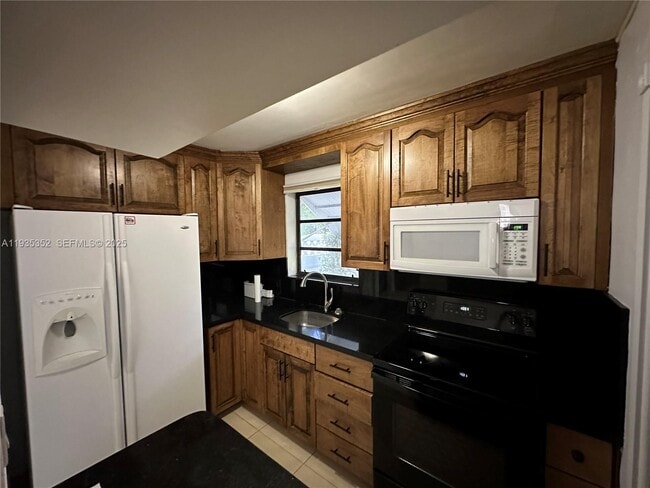 Building Photo - 7880 NW 11th St