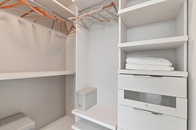 Building Photo - 10203 Collins Ave