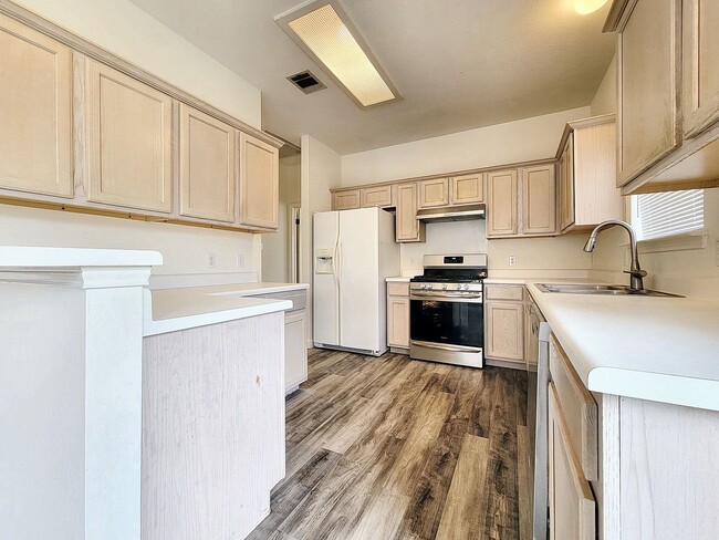 Building Photo - 1707 Zydeco Dr