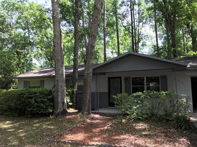 Building Photo - 4215 NW 20th Dr