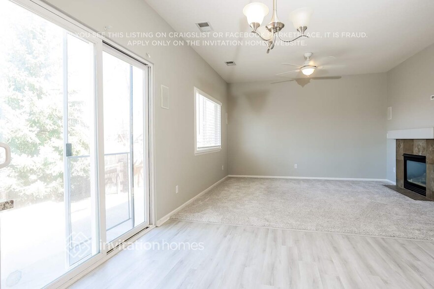 Building Photo - 3817 S Kirk Ct