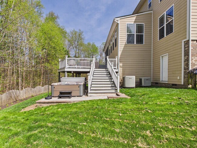 Building Photo - 12106 Golden Aster Terrace