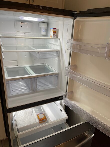 Building Photo - 1503 Ellington Sq