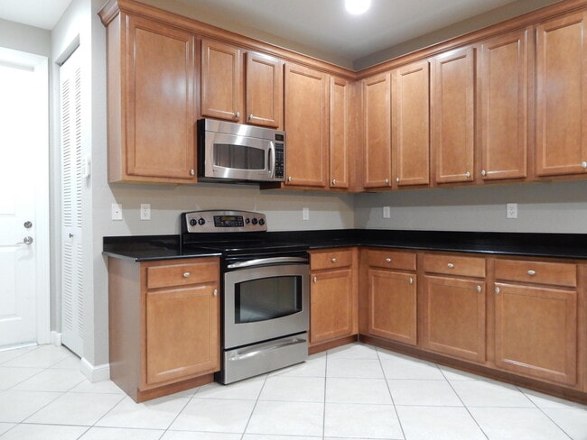 Building Photo - 661 Corte Madera Ln